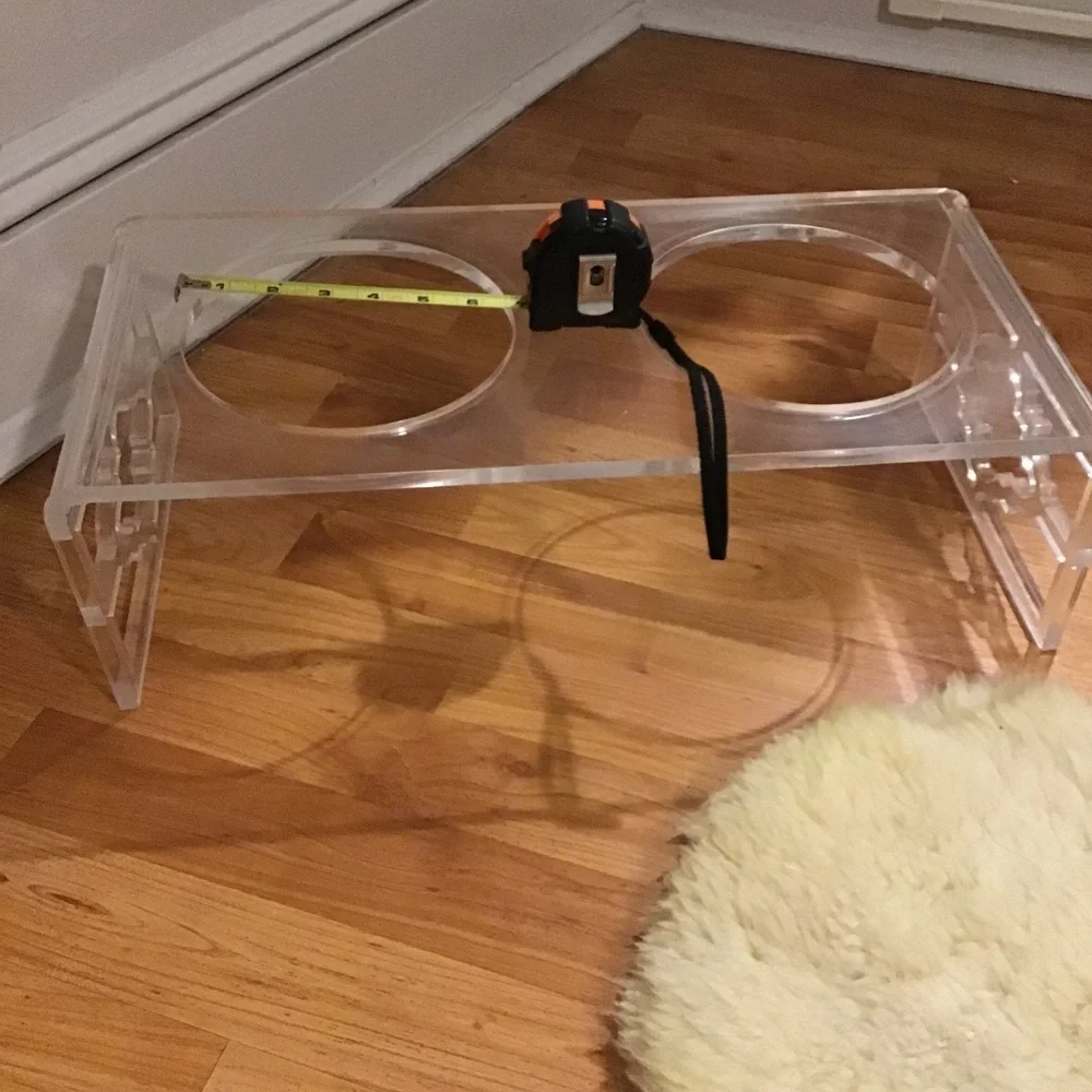 Pet food bowl